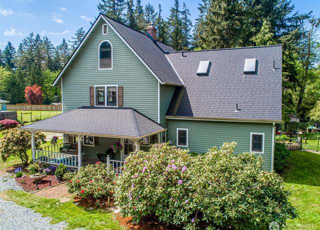 Property at 32225 46th Pl S, Auburn, WA 98001, 4 beds, 2.5 baths