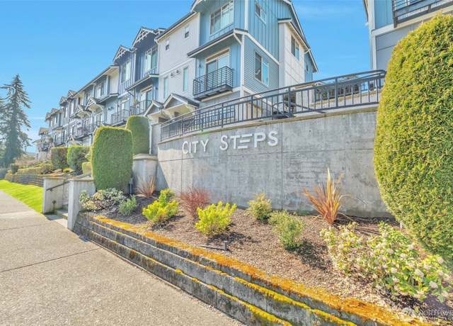 Property at 2182 Yakima Ave #102, Tacoma, WA 98405, 2 beds, 2.5 baths