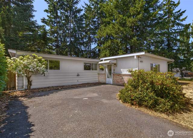 Property at 10818 108th St SW, Lakewood, WA 98498, 4 beds, 1.5 baths