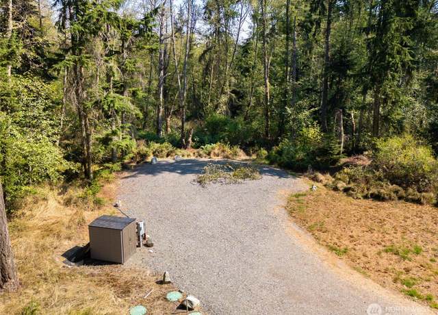 Property at 1563 Eagle Haven Way, Oak Harbor, WA 98277