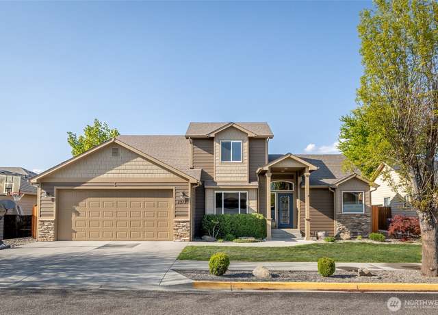 Property at 1375 Boulder Loop, East Wenatchee, WA 98802, 4 beds, 2.5 baths