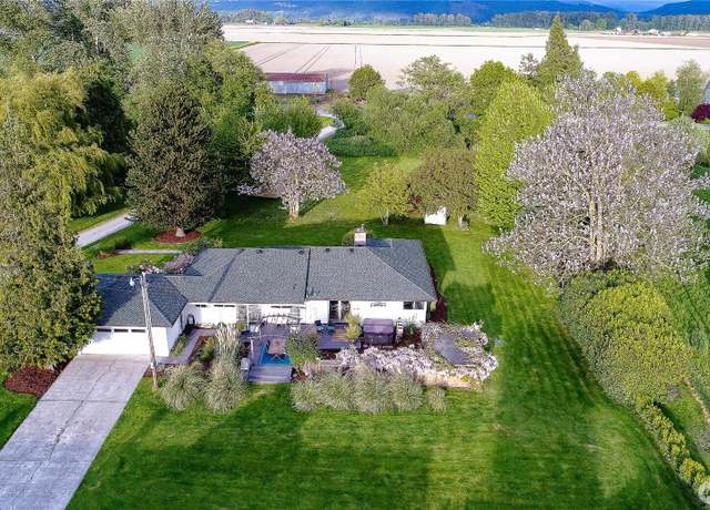 Property at 19548 Tellesbo Ln, Mount Vernon, WA 98273, 3 beds, 2 baths
