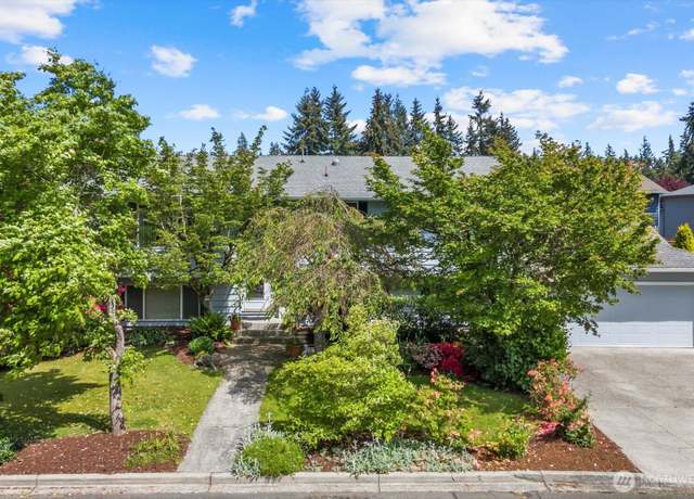 Property at 17631 69th Pl W, Edmonds, WA 98026, 6 beds, 3 baths