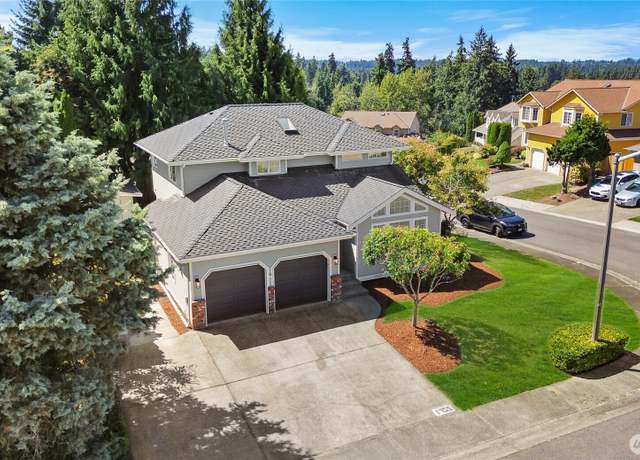 Property at 1955 S 370th Ct, Federal Way, WA 98003, 4 beds, 2.5 baths