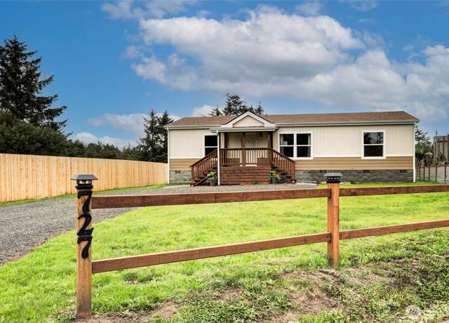 Property at 727 NE Edgewood Ave, Ocean Shores, WA 98569, 3 beds, 2 baths
