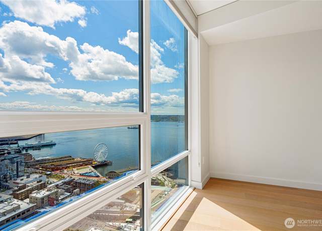 Property at 121 Stewart St #3004, Seattle, WA 98101, 1 bed, 1 bath