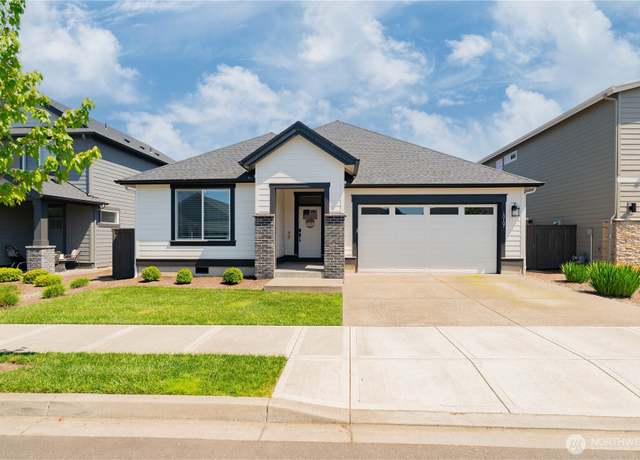 Property at 10107 NE 136th Ave, Vancouver, WA 98682, 3 beds, 2.5 baths