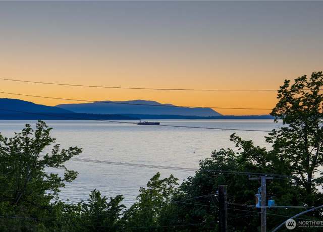 Property at 201 S State St Unit A, Bellingham, WA 98225, 2 beds, 2 baths
