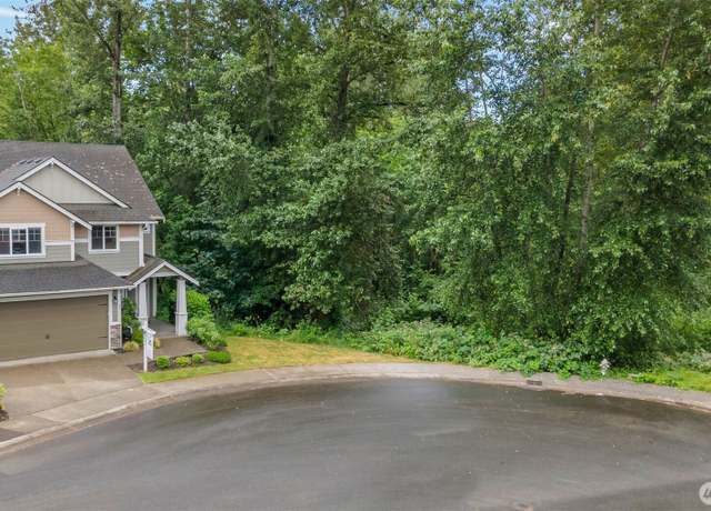 Property at 9311 S 216th Pl, Kent, WA 98031, 4 beds, 3.5 baths