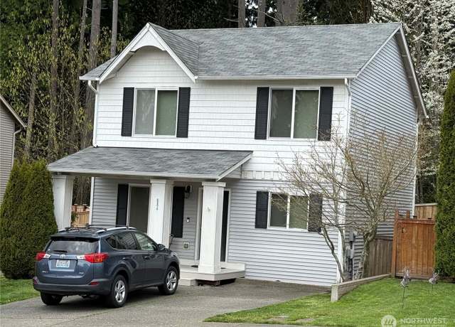 Property at 884 G St SW, Tumwater, WA 98512, 2 beds, 1.5 baths