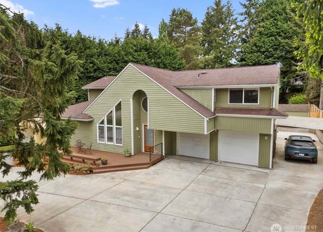 Property at 4524 168th Ave SE, Bellevue, WA 98006, 4 beds, 3.5 baths