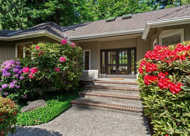 Property at 2813 222nd Ave NE, Sammamish, WA 98074, 4 beds, 2.5 baths