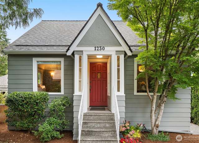 Property at 1230 NE 100th St, Seattle, WA 98125, 3 beds, 1 bath