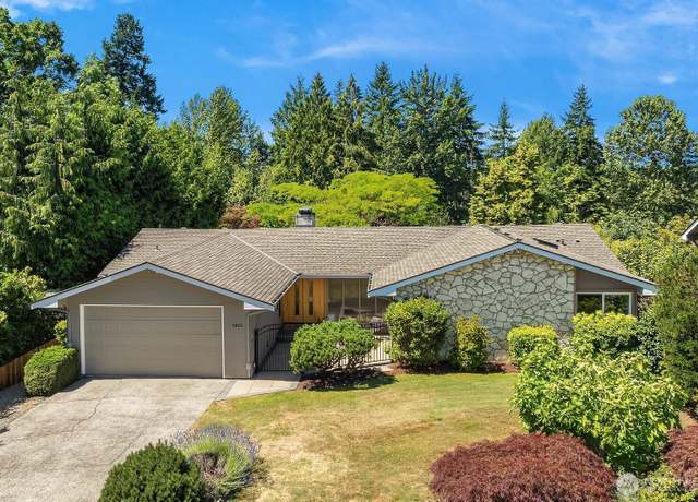 Property at 1823 121st Ave SE, Bellevue, WA 98005, 5 beds, 3 baths