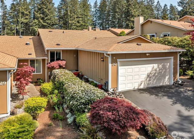 Property at 7117 40th St W #30, University Place, WA 98466, 2 beds, 1.5 baths
