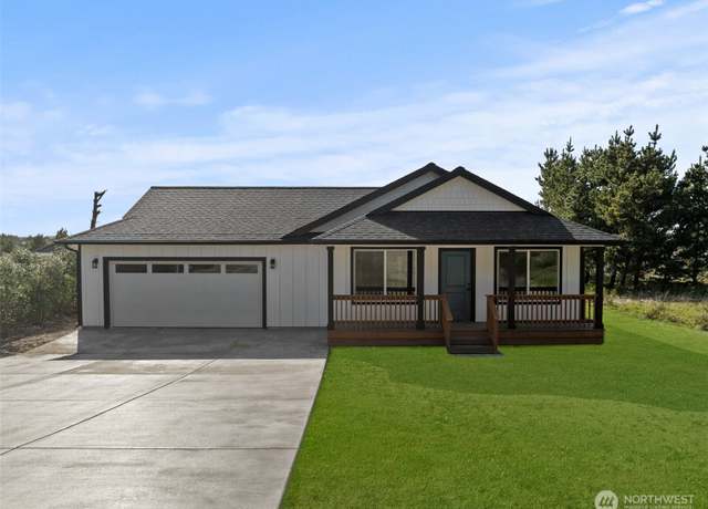Property at 31401 J Pl, Ocean Park, WA 98640, 3 beds, 2 baths