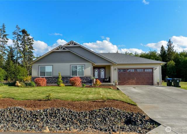 Property at 1109 Walker St, Port Angeles, WA 98363, 4 beds, 2 baths