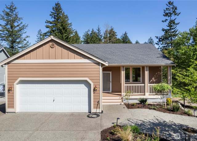 Property at 21920 Promontory Ct SE, Yelm, WA 98597, 3 beds, 2 baths