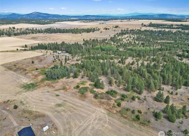 Property at 228 W Four Mound Rd, Nine Mile Falls, WA 99026