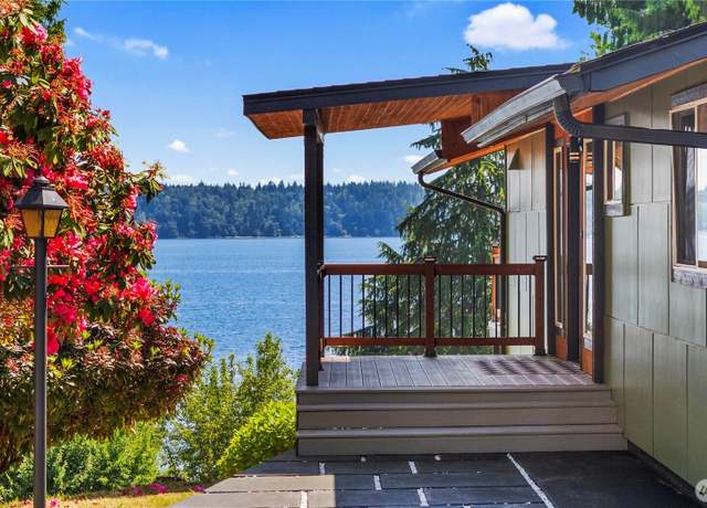 Property at 1313 Colchester Dr SE, Port Orchard, WA 98366, 3 beds, 2.5 baths