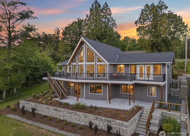 Property at 18162 Freedom Ln, Mount Vernon, WA 98274, 4 beds, 4 baths