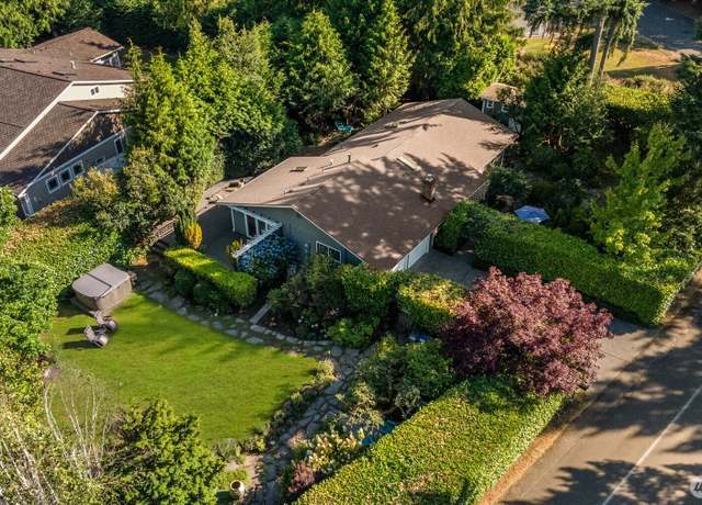 Property at 21647 SE 33rd Pl, Sammamish, WA 98075, 3 beds, 3 baths