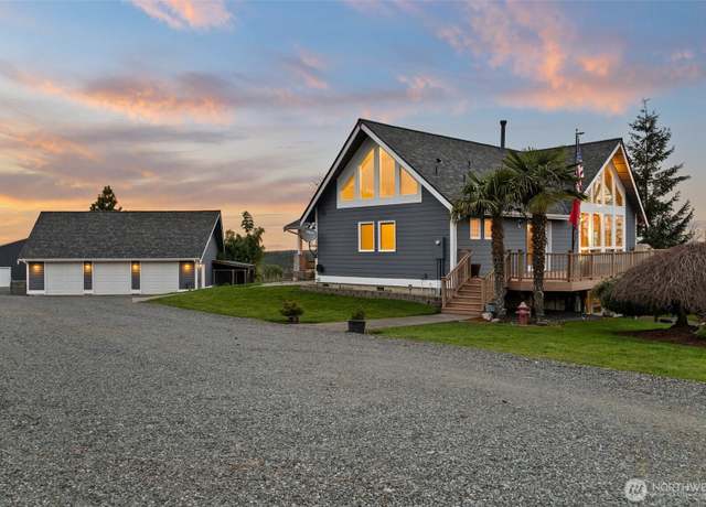 Property at 44010 14th Ave E, Eatonville, WA 98328, 3 beds, 3 baths