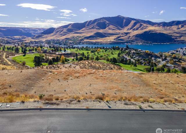 Property at 925 Long Dr, Chelan, WA 98816