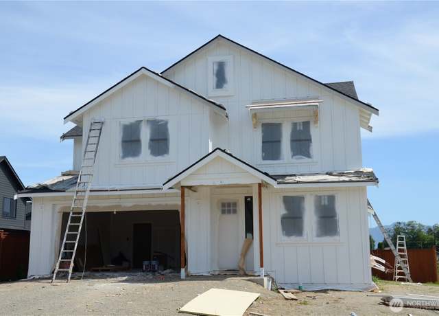 Property at 209 Kasia Pl, Sedro Woolley, WA 98284, 5 beds, 2.5 baths