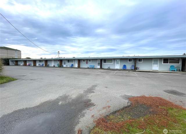 Property at 759 Ocean Shores Blvd NW Unit C, Ocean Shores, WA 98569, 1 bed, 1 bath