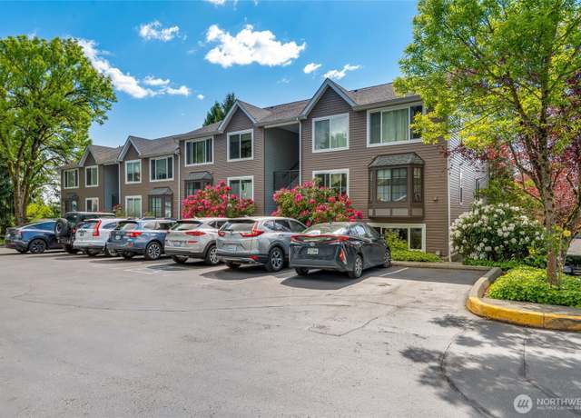Property at 12724 NE 144th St Unit E-104, Kirkland, WA 98034, 2 beds, 1 bath