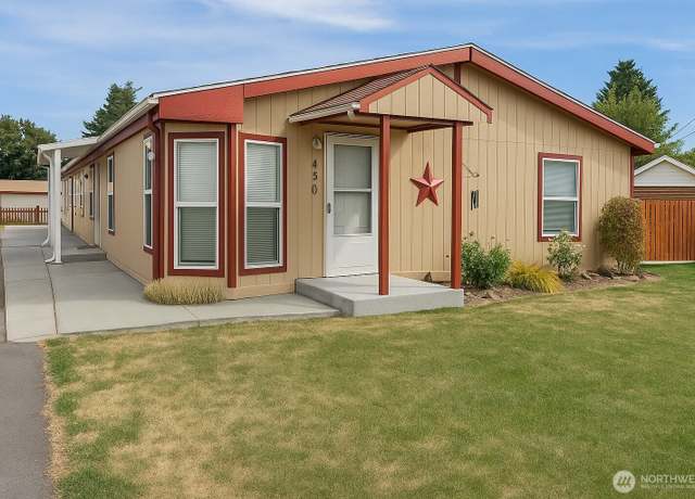 Property at 430 W SIXTH St, Waitsburg, WA 99361, 5 beds, 2 baths