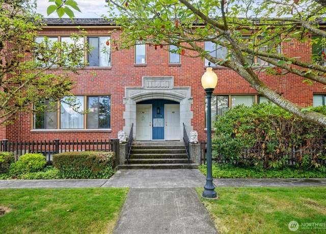 Property at 2120 Highland Ave #304, Everett, WA 98201, 2 beds, 1 bath