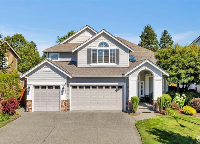 Property at 23902 230th Pl SE, Maple Valley, WA 98038, 4 beds, 2.5 baths