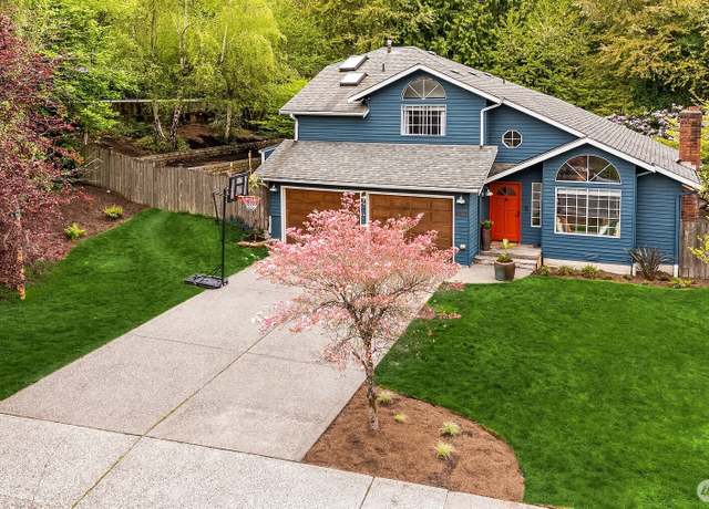 Property at 4938 Narbeck Ave, Everett, WA 98203, 3 beds, 2.5 baths