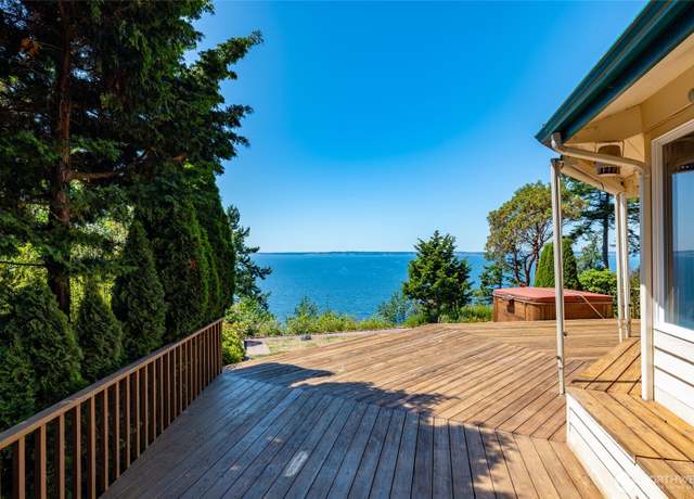Property at 10 Edgewater Dr, Camano Island, WA 98282, 2 beds, 2 baths