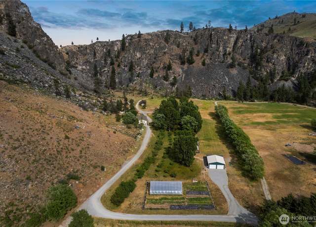 Property at 109 Rolling Rock Rd, Chelan, WA 98816, 3 beds, 2 baths