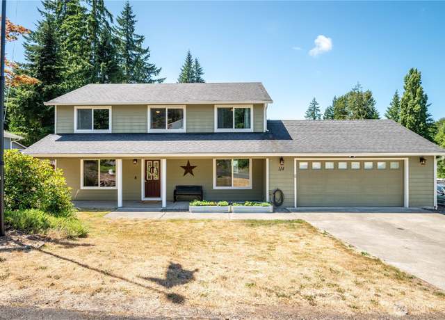 Property at 114 Deer Park Ln, Kelso, WA 98626, 3 beds, 2.5 baths