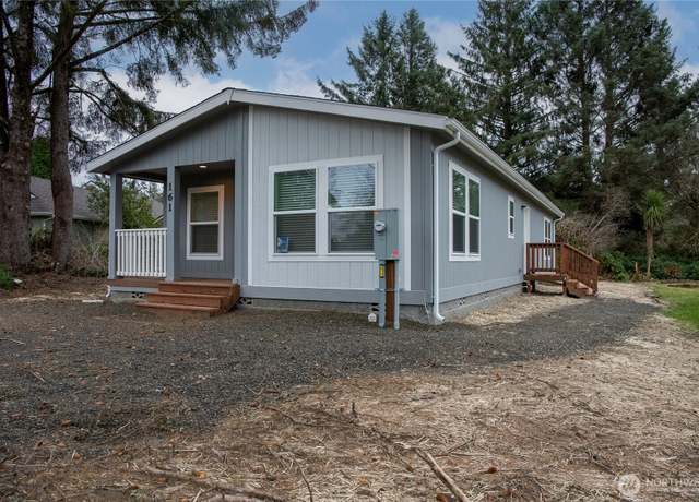 Property at 161 Polaris Blvd SW, Ocean Shores, WA 98569, 3 beds, 2 baths