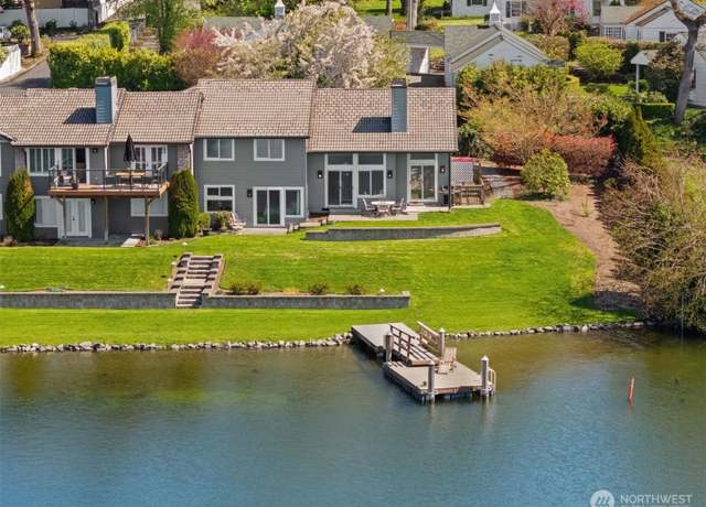 Property at 7340 Steilacoom Blvd SW, Lakewood, WA 98499, 3 beds, 2.5 baths