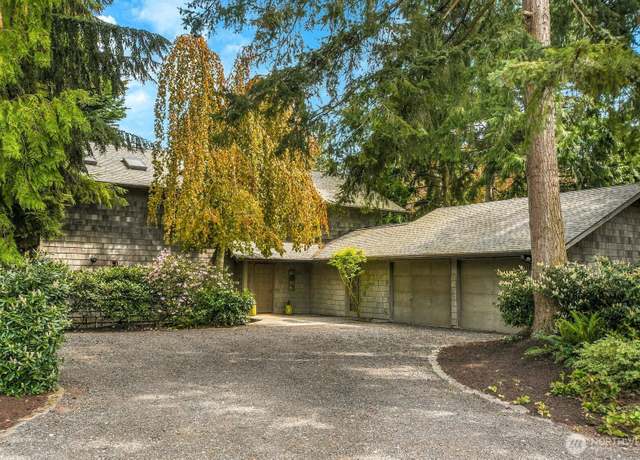 Property at 5420 79th Pl NE, Marysville, WA 98270, 3 beds, 3 baths