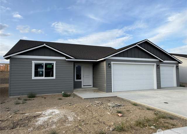 Property at 2415 Noah St SE, East Wenatchee, WA 98802, 3 beds, 2 baths