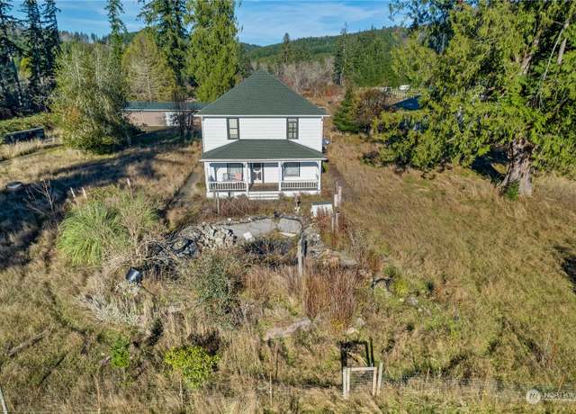 Property at 2351 Clark Rd, Raymond, WA 98577, 3 beds, 1.5 baths