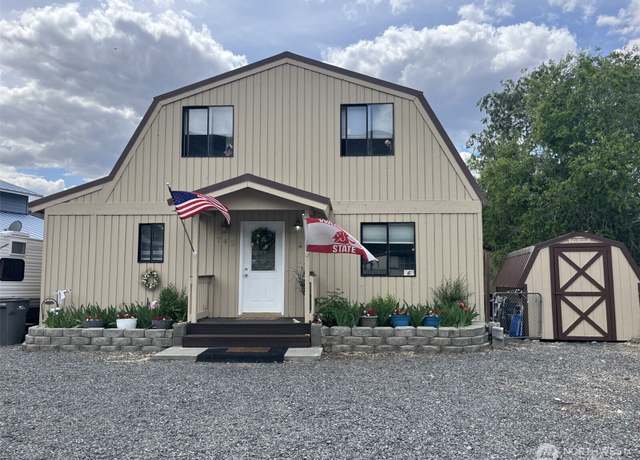 Property at 742 SW Chukar Pl, Quincy, WA 98848, 4 beds, 2 baths