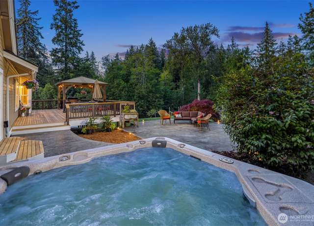 Property at 15303 117th Dr NE, Arlington, WA 98223, 4 beds, 3.5 baths