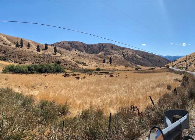 Property at 7 Nahahum Canyon Rd, Cashmere, WA 98815
