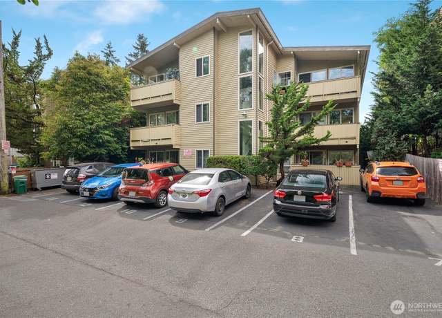 Property at 12348 33rd Ave NE, Seattle, WA 98125, 11 beds, 8 baths