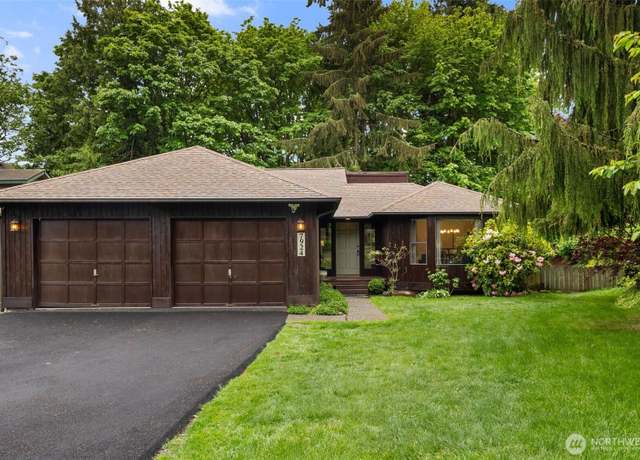 Property at 7924 242nd St SW, Edmonds, WA 98026, 3 beds, 2 baths