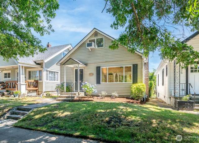 Property at 923 S Grant Ave, Tacoma, WA 98405, 3 beds, 1.5 baths