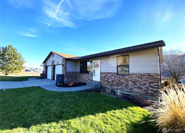 Property at 986 Highline Dr, East Wenatchee, WA 98802, 4 beds, 2 baths